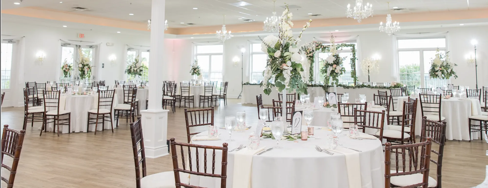 Sydney & Jonathan wedding at Twelve Oaks Mansion – photo 12