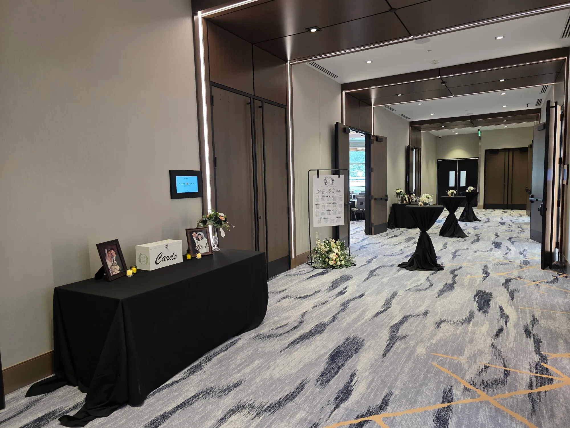 Emma & Nick wedding at River's Casino – photo 2
