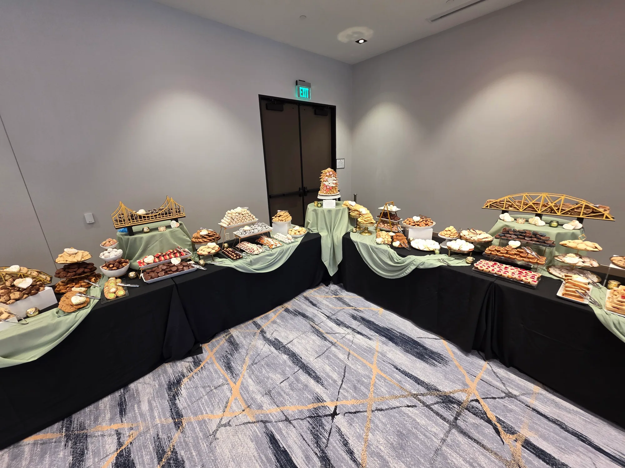 Emma & Nick wedding at River's Casino – photo 9